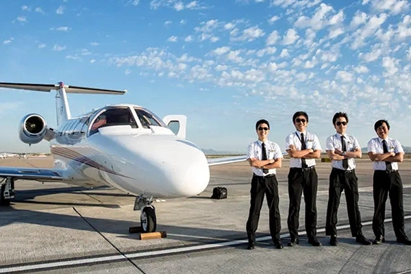 آکادمی هوانوردی Aviosky